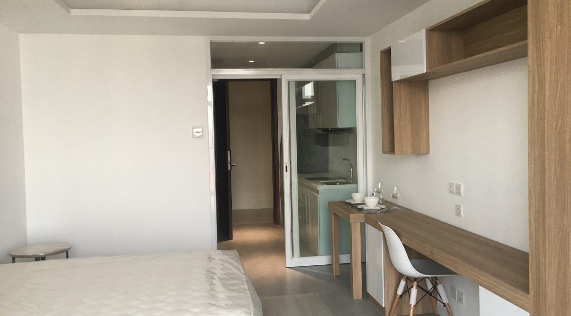 Brand New Luxury One Bedroom Condominium for Rent in Tonle Bassac (4)