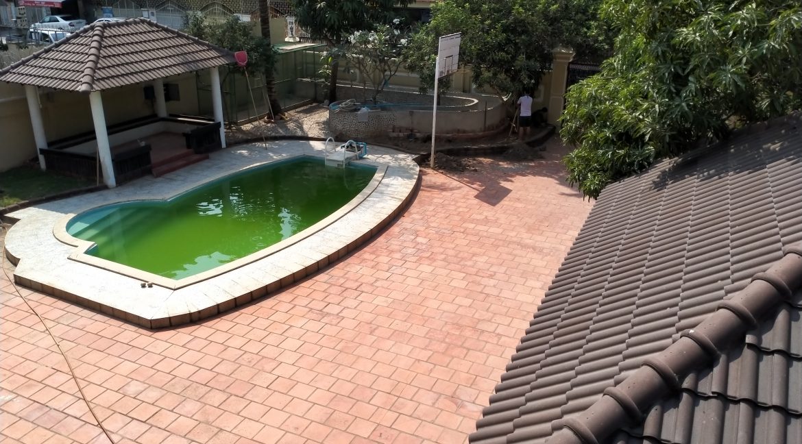 Five Bedrooms Villa in the Residential Area for rent in Toul Kork (15)