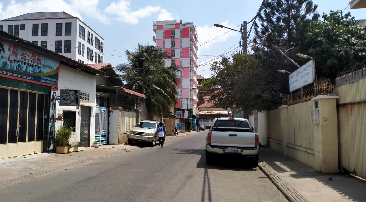 50 Units Whole Building for Rent in Toul Tom Pong (3)