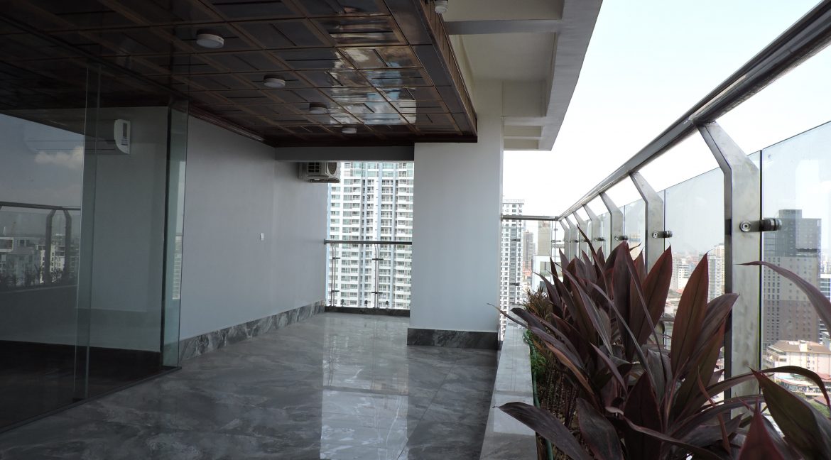 Brand New Whole Building for Rent in BKK1, Good Location for Business (12)