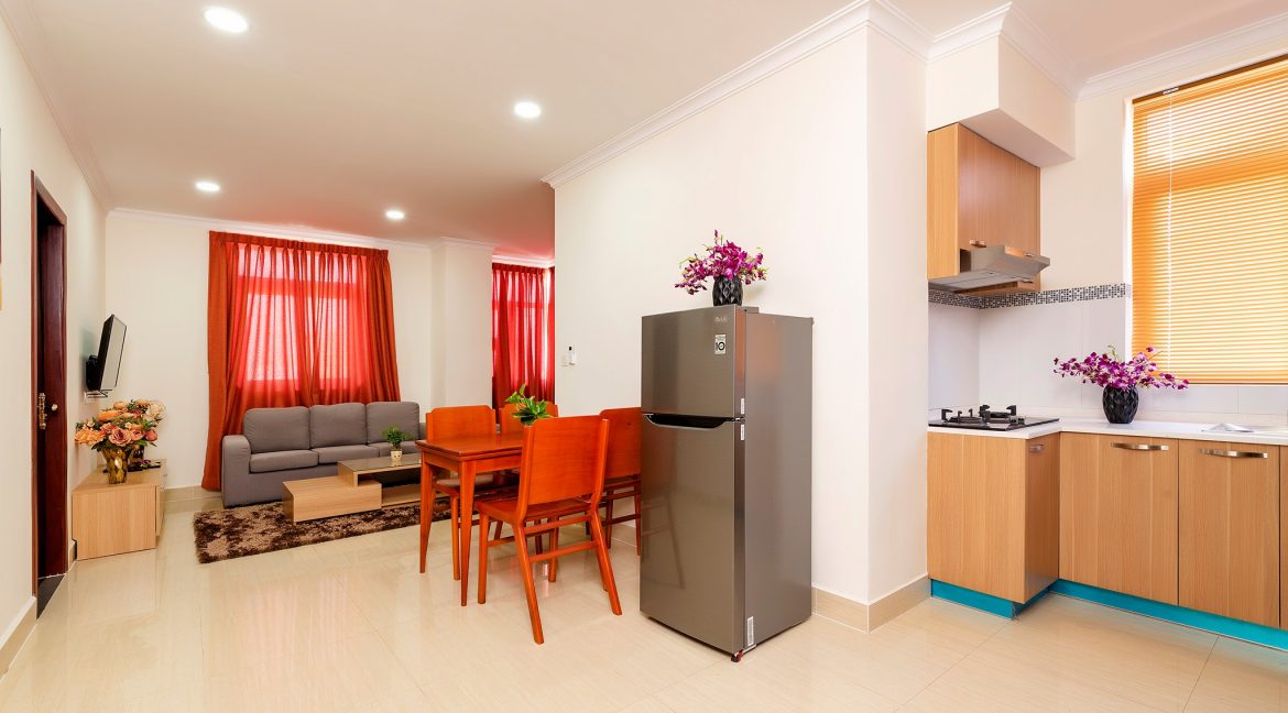 Comfortable 2 Bedroom Apartment for Rent in Toul Tom Pong I Area (4)