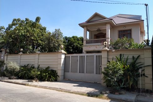 Nice Villa for Rent in Phnom Penh Thmey Near AEON 2 (1)