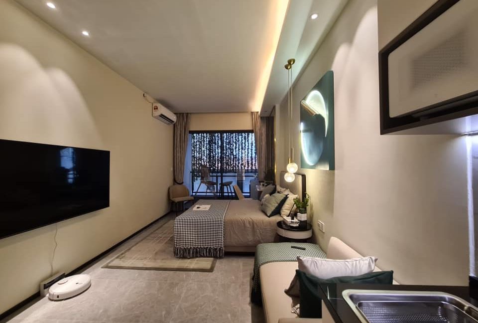 Smart Home Luxury Condominium for Sale in BKK1 (10)