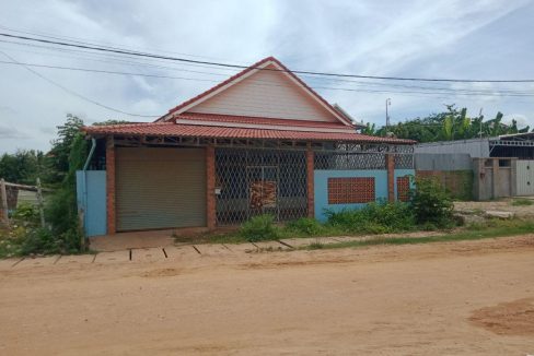 House for Sale near Cambodia Cultural Village in Krong Siem Reap