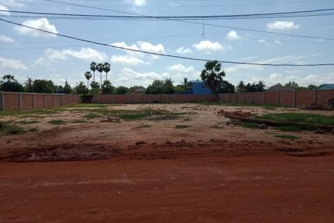 Land for Sale in Krong Siem Reap (1)