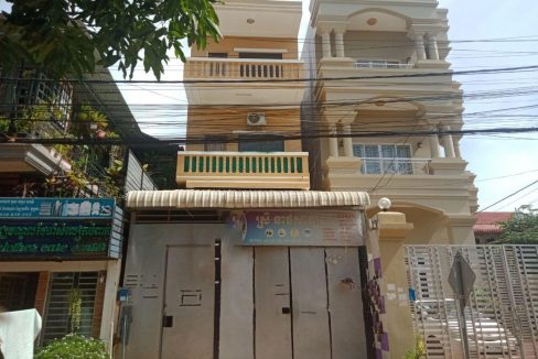 Eo, E1 House for Rent near Central Market Krong Siem Reap