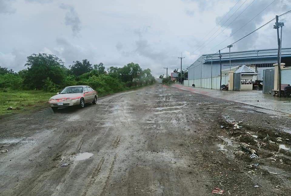 Good Location Land for Sale on the Main Raod 20m in Poipet (1)