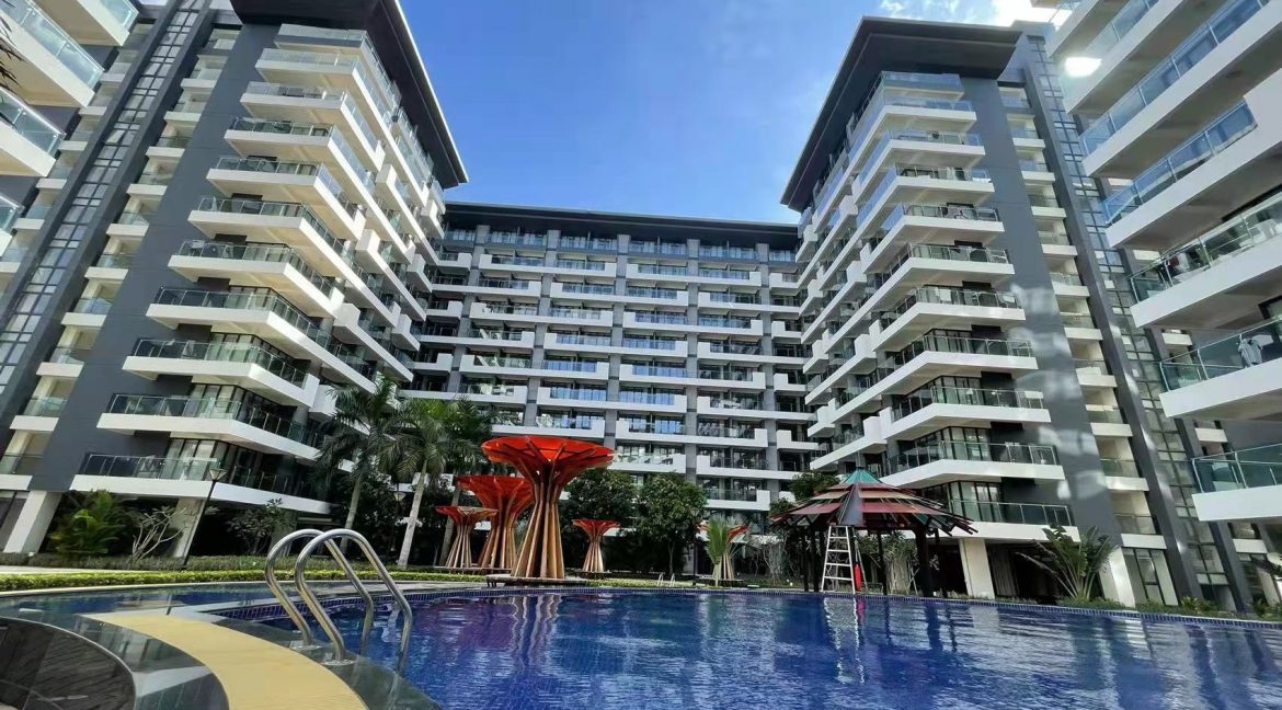 Modern One Bedroom Condominium for Sale along Russian Federation Road in Teuk Thla (2)