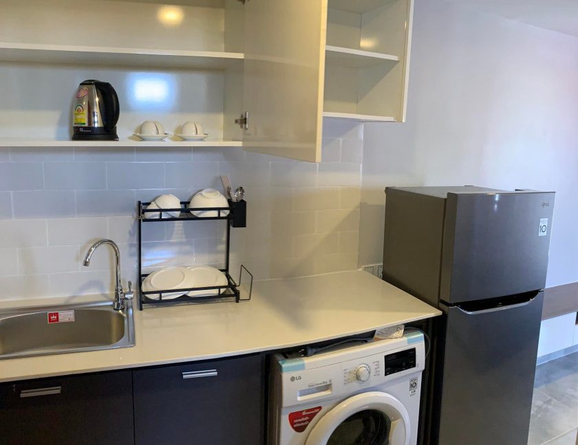 Very Nice Studio Apartment for rent in BKK (8)