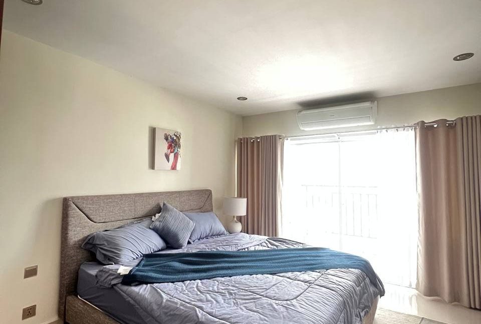 Good Living Studio Condominium for rent in Tuol Kork is available now (1)