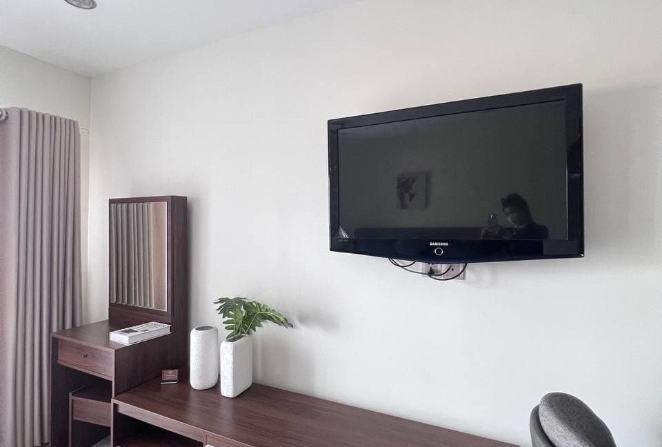 Good Living Studio Condominium for rent in Tuol Kork is available now (6)