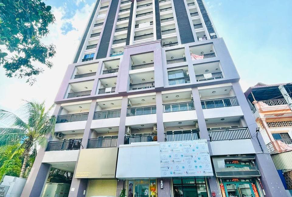 New Spacious Studio Condominium for rent in TK is looking for you now (11)