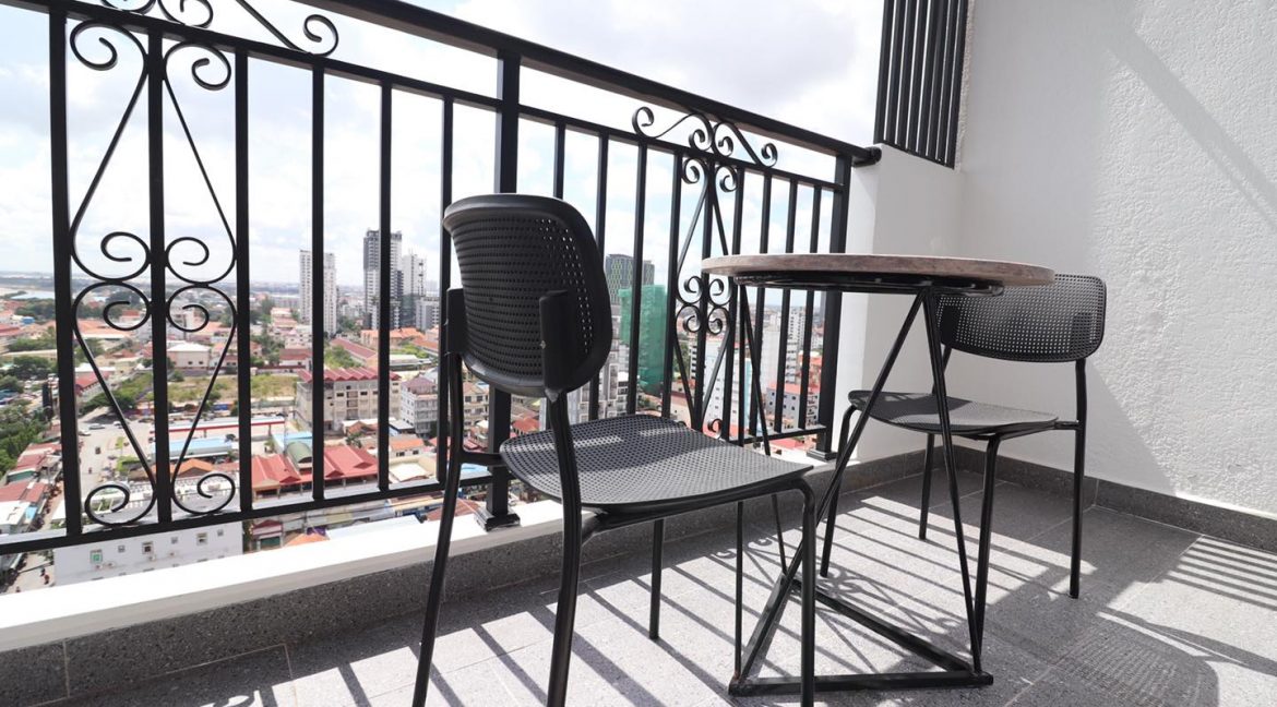 One Bedroom Apartment with refreshing looks and better view of the city in Boeung Trabek (9)