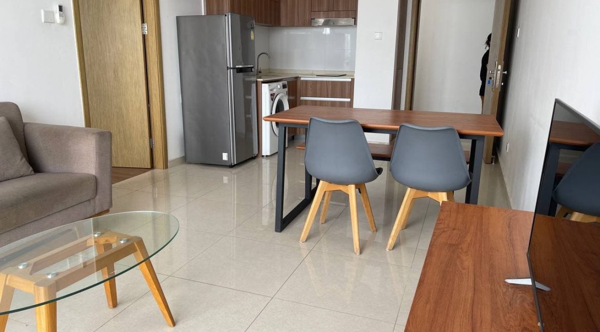 Spacious Luxury 1 Bedroom Condominium access with gym, swimming pool in 7 Makara (4)