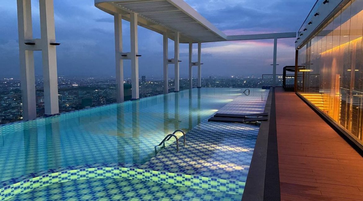 Very Nice One Bedroom Condominium with Gym Steam Swimming Pool and Sky Bar in Bkk3 (12)