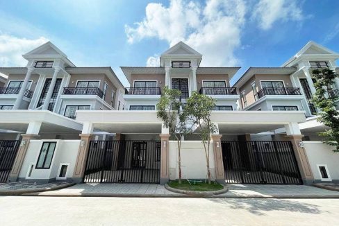 Very Nice Twin B Villa For Sale In Borey Peng Huoth Beng Snor Eco Deta (1)