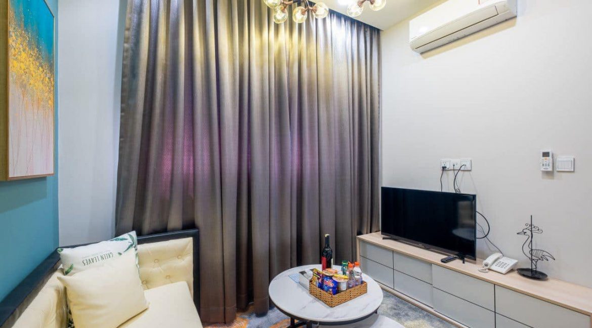 Beautiful Studio Service Apartment for rent in BKK (2)