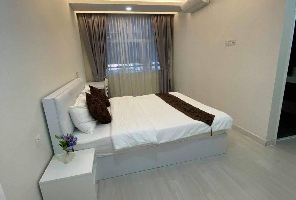 Charming 3 Bedrooms Apartment for rent in BKK1 (5)