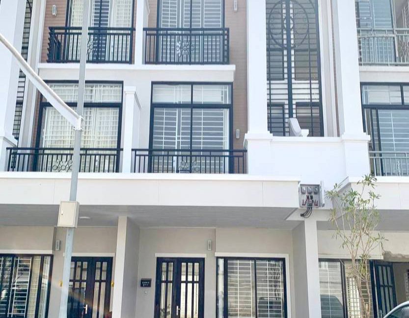 4 Bedrooms Conner Link VIlla for Sale in Borey Peng Hourt Beng Snor the Eco Delta (1)