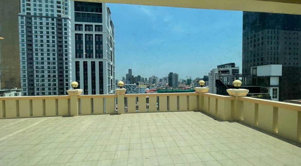 Spacious 2 Bedrooms Apartment for Rent in Khan Charmkamorn (4)