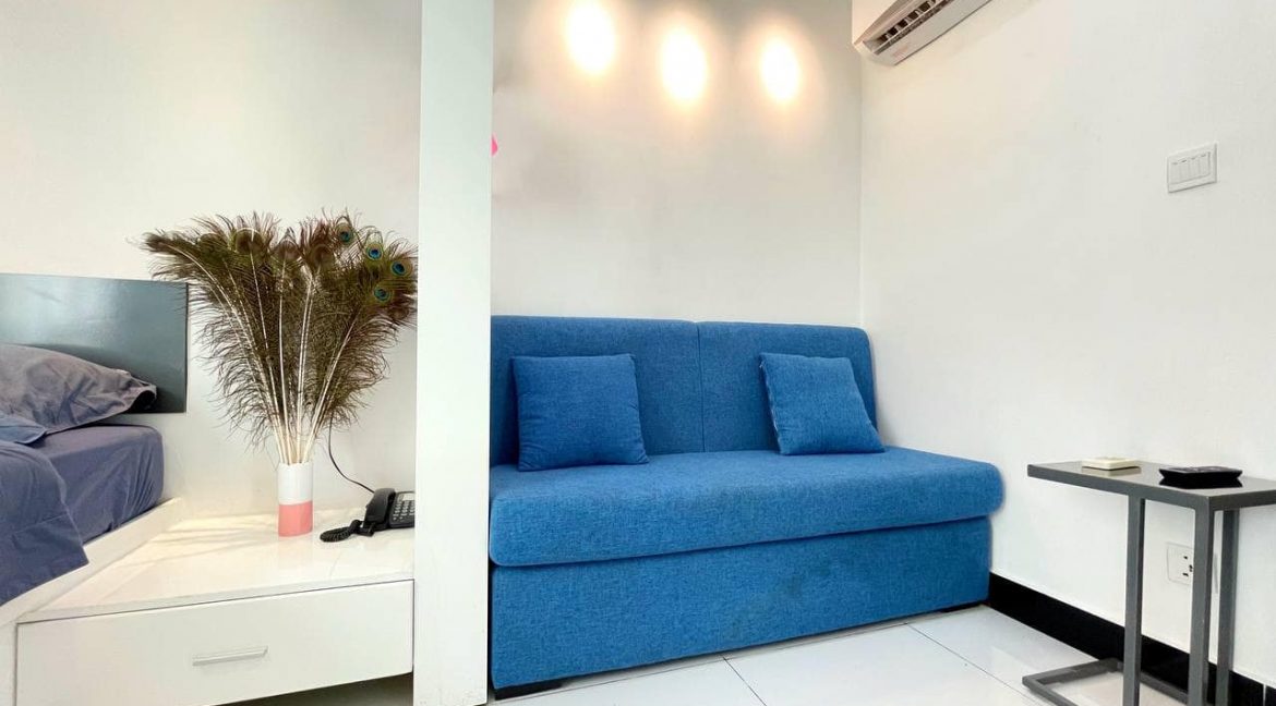 Fully Furnished Studio Room Apartment for Rent In Bkk (2)