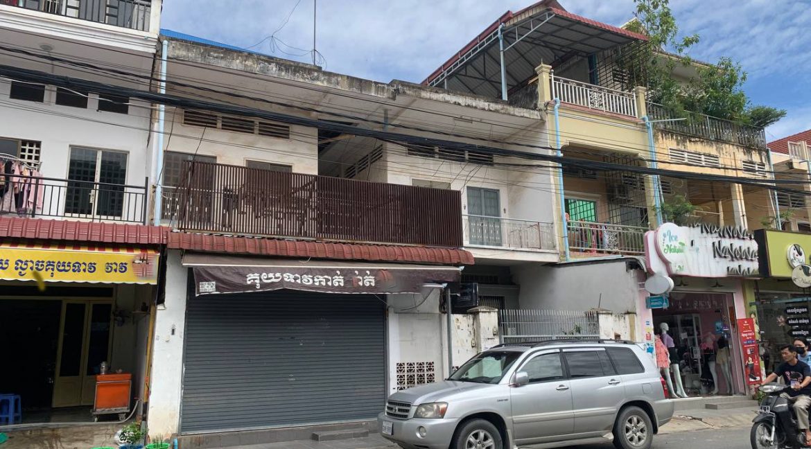 Good Location Shop for Rent at Tuol Tom Puong (1)