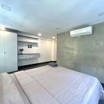 Modern Studio Apartment for Rent in Tonle Bassac (1)